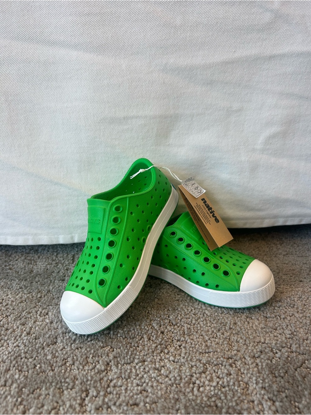 Native Jefferson Shoes Grasshopper Green US C8 New